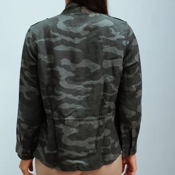 Rails Camouflage Tencel/Linen Blend Jacket - Picture 2 of 16